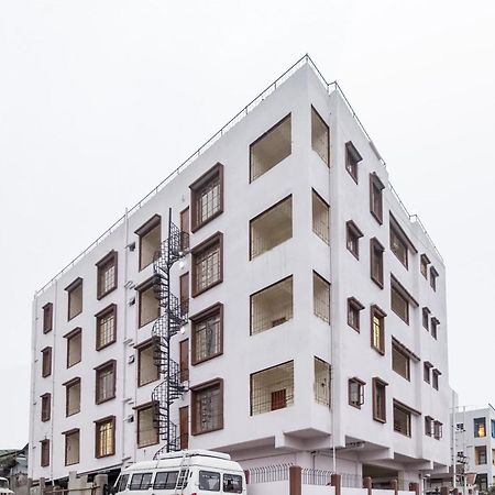 Hotel Travellers INN Shillong Extérieur photo