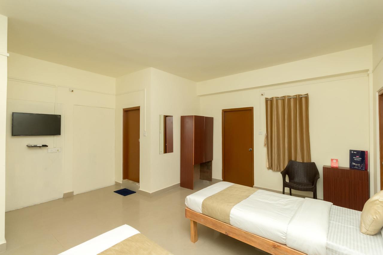 Hotel Travellers INN Shillong Extérieur photo
