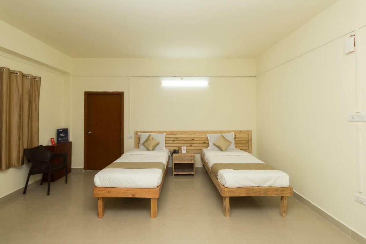 Hotel Travellers INN Shillong Extérieur photo